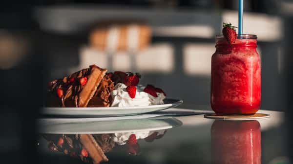 waffles and shake