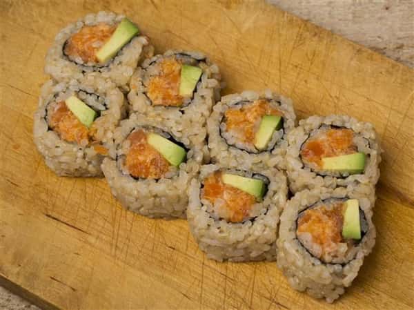 Brown Rice Spicy Salmon Roll
