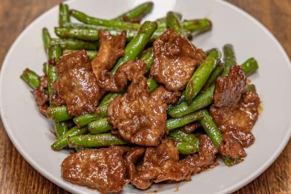 Beef with String Beans in Smoked Tea Sauce
