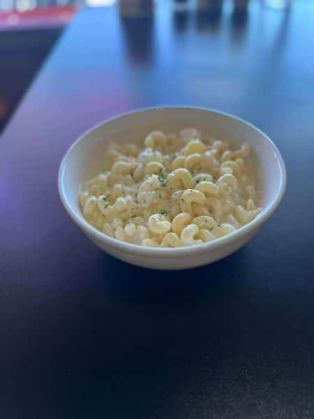 Hometown Mac & Chez
