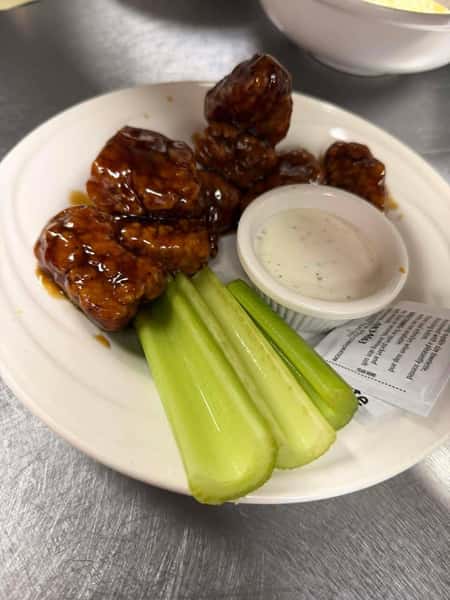 8 Boneless Wings