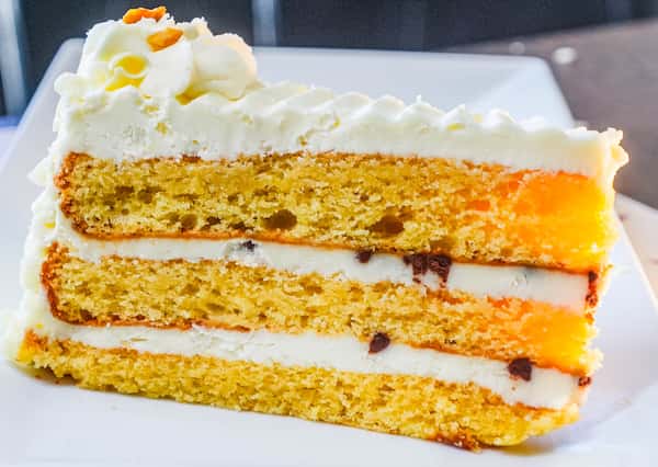 Cannoli Cake
