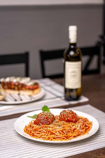 Spaghetti or Mostaccioli