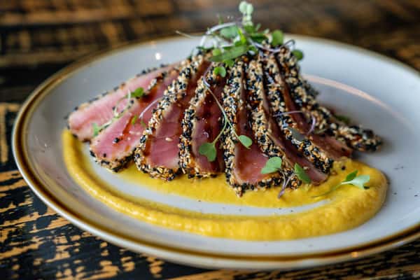 sesame crusted tuna