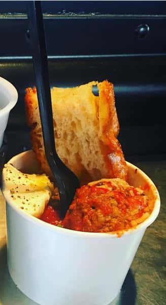 Meatballs in a Cup with Bread