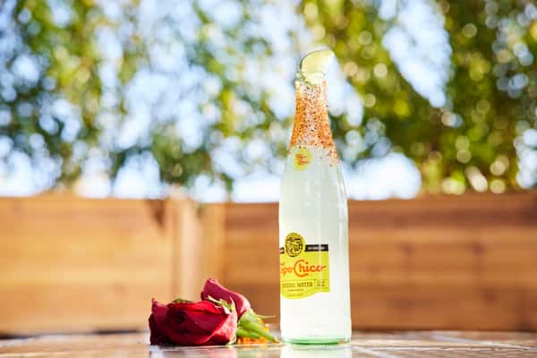 Los Sombreros Cocktail Ranch Water - Topo Chico + Tequila