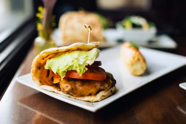 Black Sheep Burger - Lunch