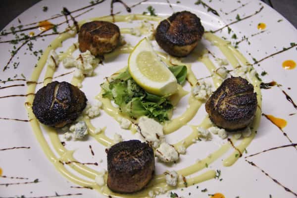 blackened scallops