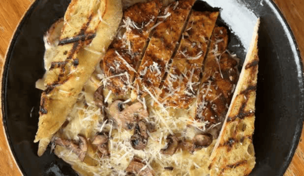 Chicken & Mushroom Fettuccine Alfredo