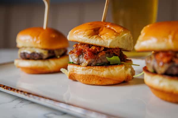 Jalapeno bacon jam sliders