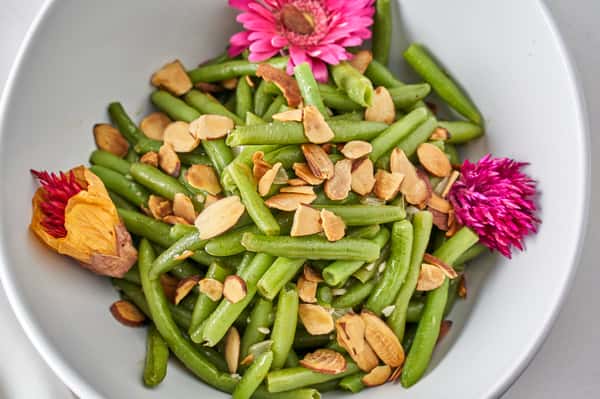 green beans almondine