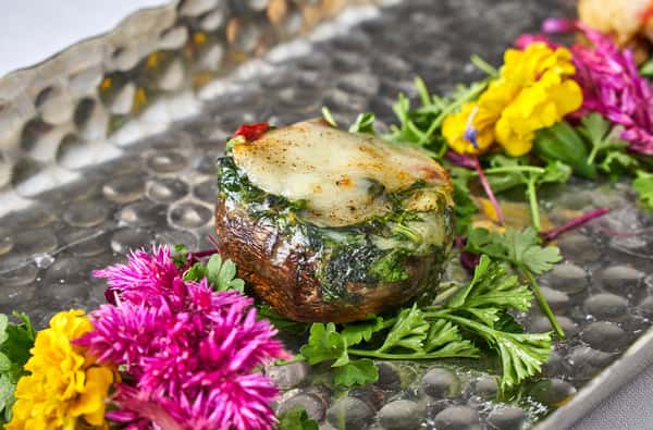 spinach & cheese stuffed mushrooms