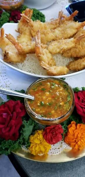 coconut shrimp with mango salsa