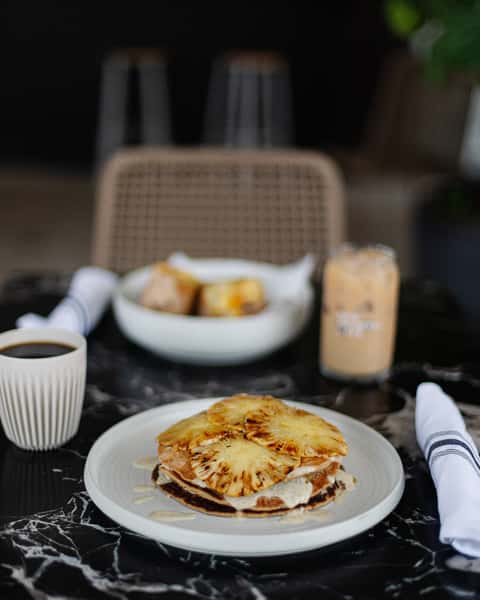 Sometimes you just want breakfast for dinner. 🥞 Now open until 8pm on weekends! 🙌🏻

#newgeneral #winterparkfl #orlandoeats #orlandofoodie #orlandofoodnews