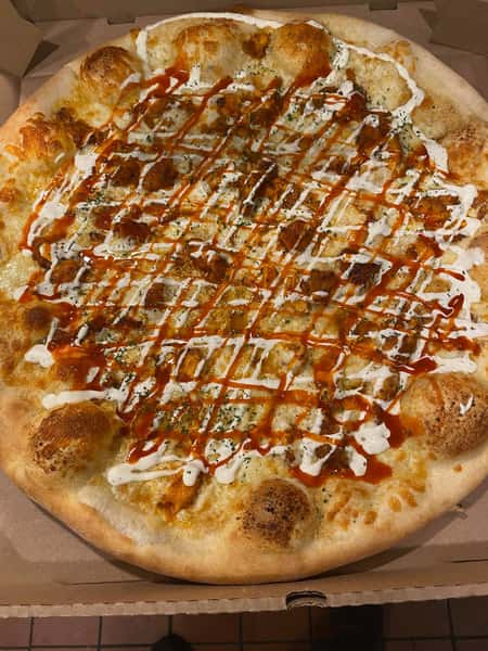 Personal Chicken Wing Pizza