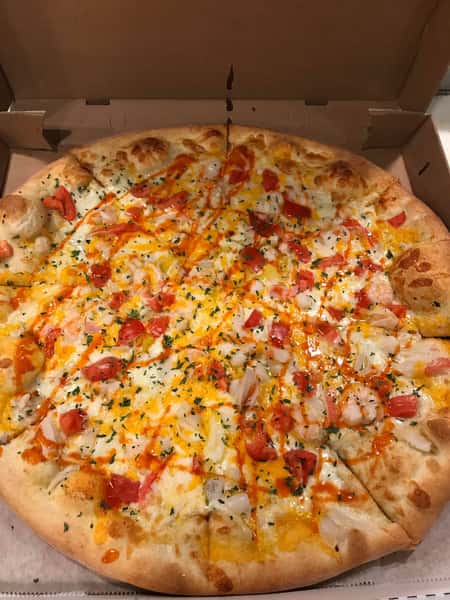 Medium Seafood Pizza