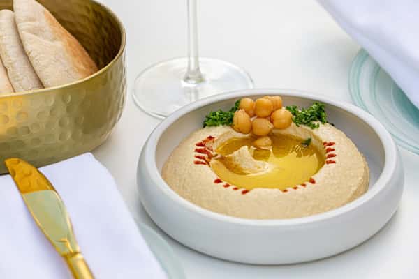HUMMUS