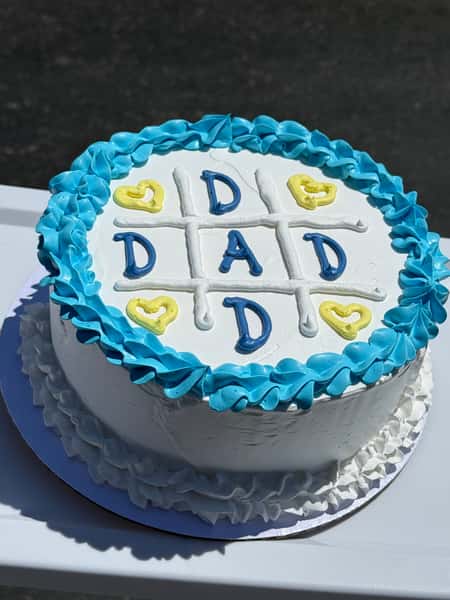 Tic-Tac-Toe Father's Day Cake