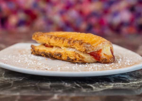 Guava& Cream Cheese Croissant