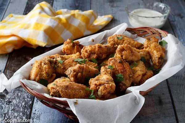 SALT PEPPER BONELESS WINGS 10 CT