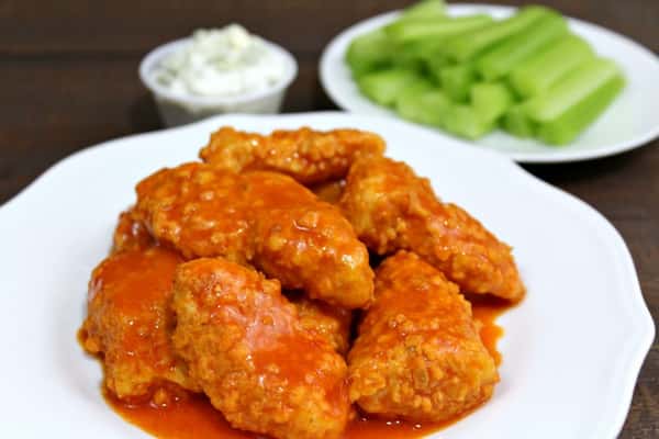 BUFFALO BONELESS WINGS 10 CT