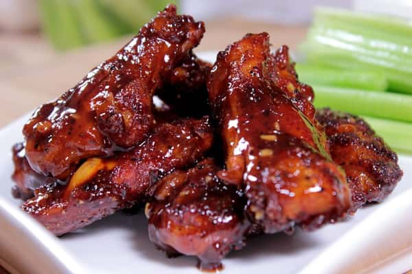 HONEY BBQ BONE IN WINGS 10 CT