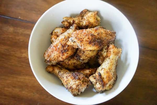 SALT PEPPER BONE IN WINGS 10 CT