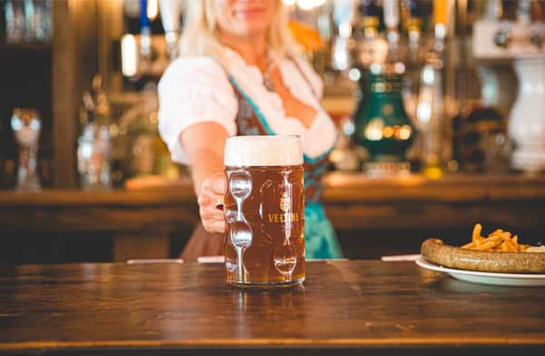 serving beer