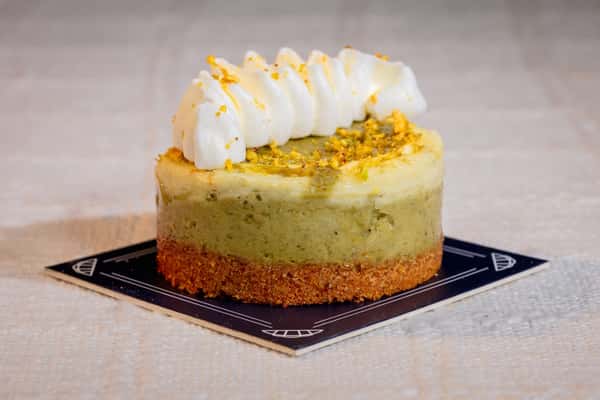 PISTACHIO CHEESECAKE