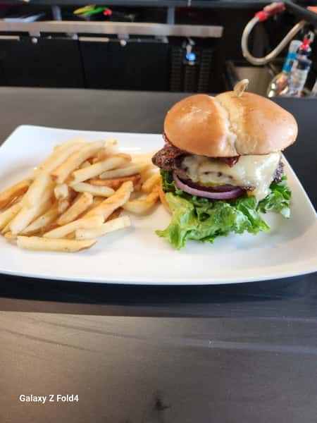FRED'S BURGER