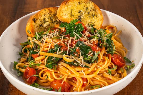 Pasta Marinara with Spinach