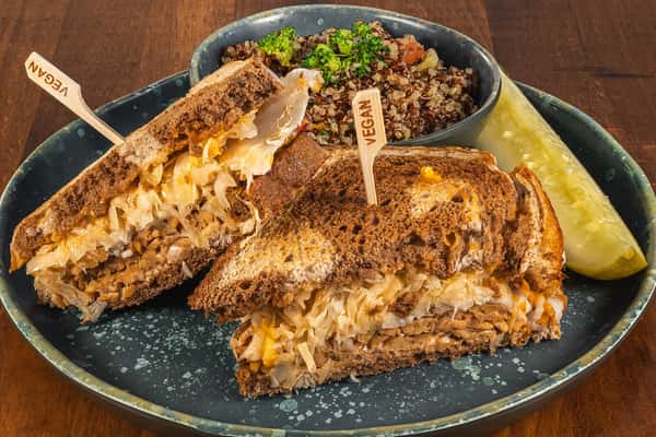 1/2 Vegan Reuben