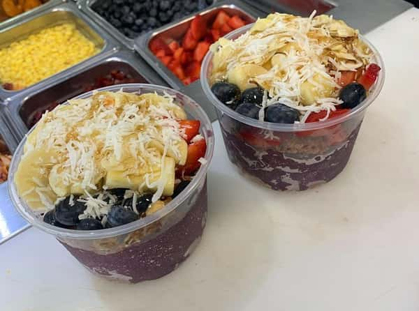 Acai Bowl - Breakfast Menu - Ferring Deli - Deli in Baldwin, NY