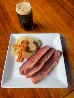 ST PATTYS CORNED BEEF & CABBAGE