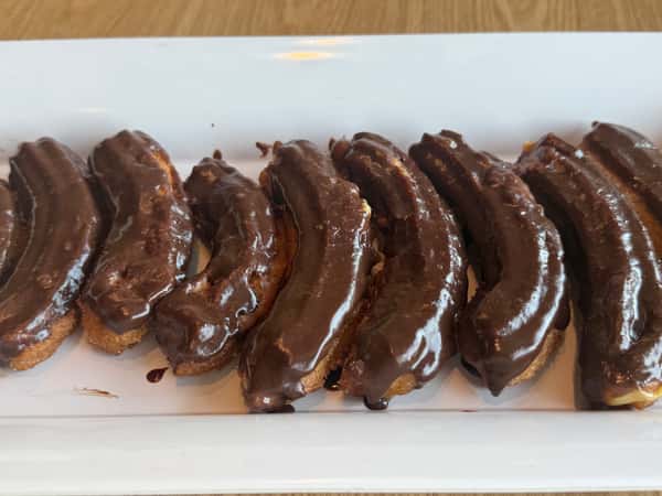 MEXICAN BOSTON CREAM CHURRO
