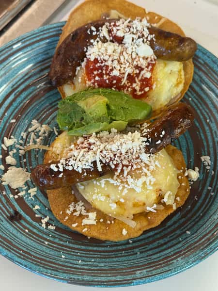 HUEVOS RANCHEROS
