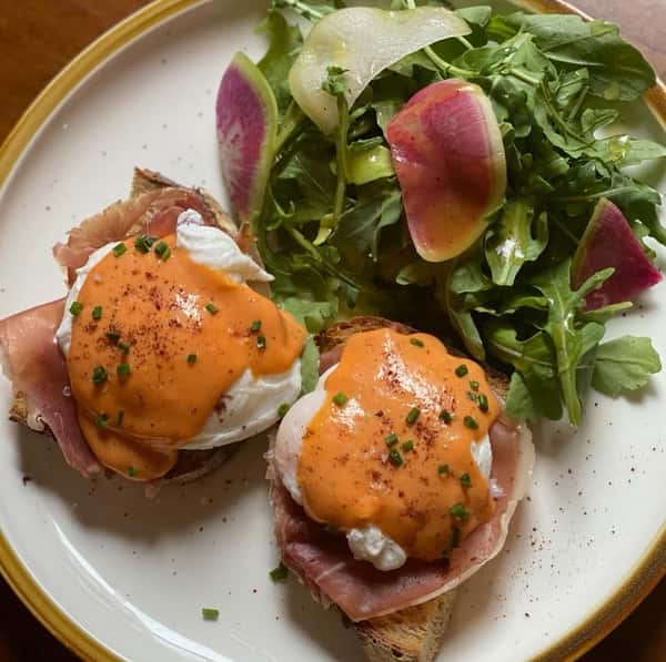 Eggs Benedict