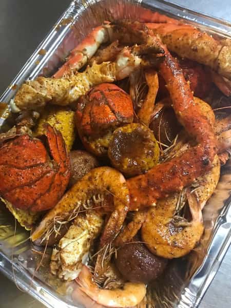 seasoned crab legs, crawfish and shrimp