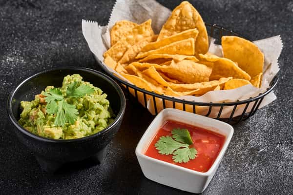 FRESH GUACAMOLE