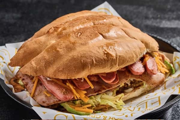 LA MAMALONA TORTA
