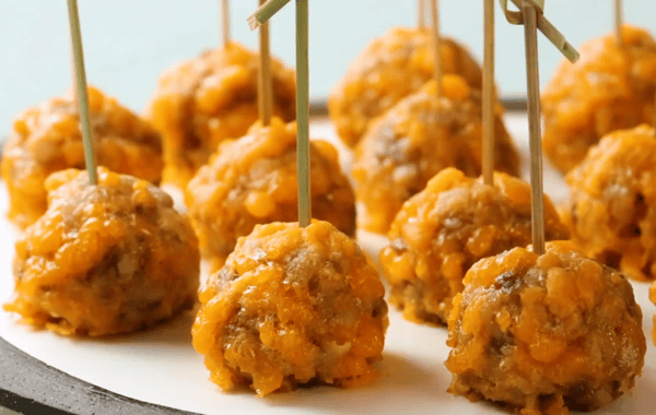 Sweet Sausage and Cheddar Cheese Poppers