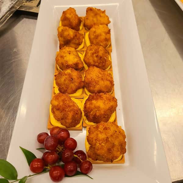 Mac and Cheese Poppers