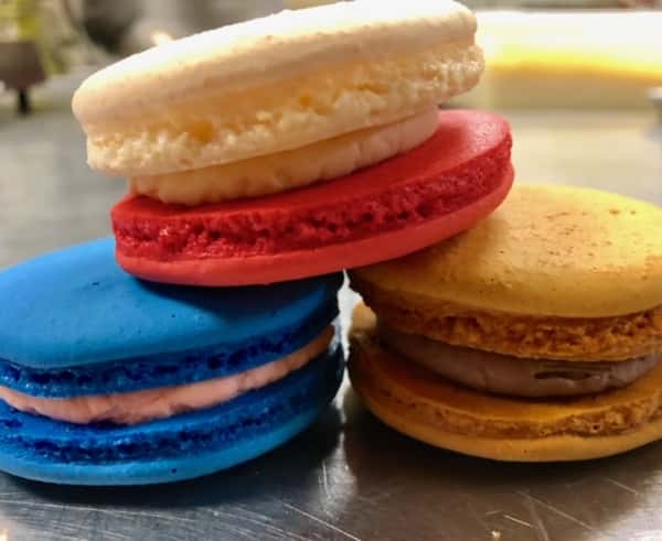 3 macaroons stacked