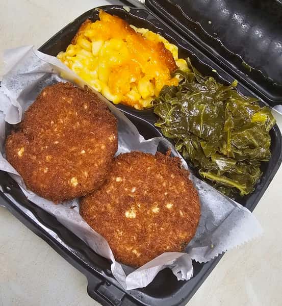 Crab Cakes Dinner