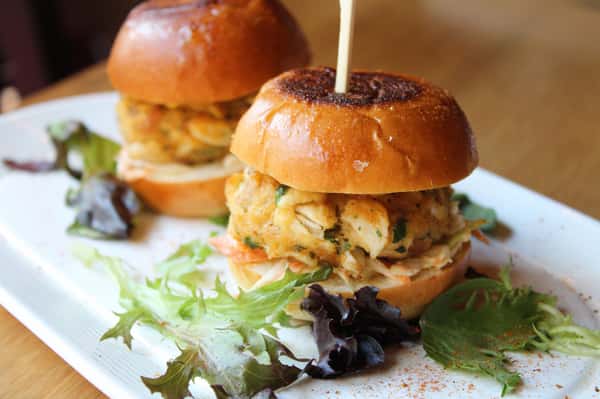 Weekend specials are here at Grille 620. ✨
Start with our Cream of Crab Soup or Crab Melt Sliders, then explore dinner features like Blackened Mahi with grilled pineapple salsa or Whole Fried Rockfish with house tartar and a light arugula salad.
Looking for something bold? Our Butcher’s Block features a Full Rack of New Zealand Lamb and a Prime Bone-In Cowboy Ribeye.
Finish the evening with Vanilla Bean Panna Cotta and wild berry compote.
Join us this weekend and experience what Chef Mike Harper has prepared.
#Grille620 #WeekendSpecials #EllicottCityEats