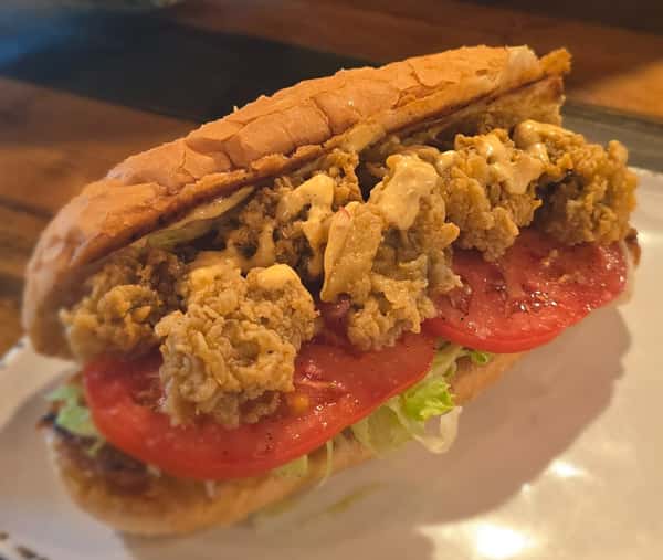 Fried Oyster Po'boy