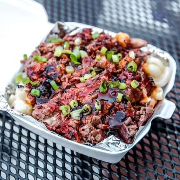 Loaded Garlic Queso OR Poblano Mac N' Cheese