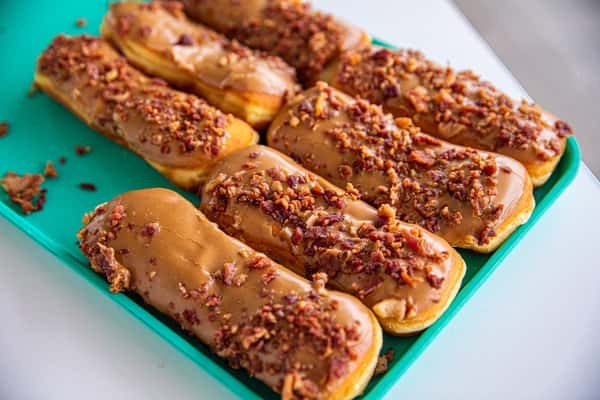donut bars with topping