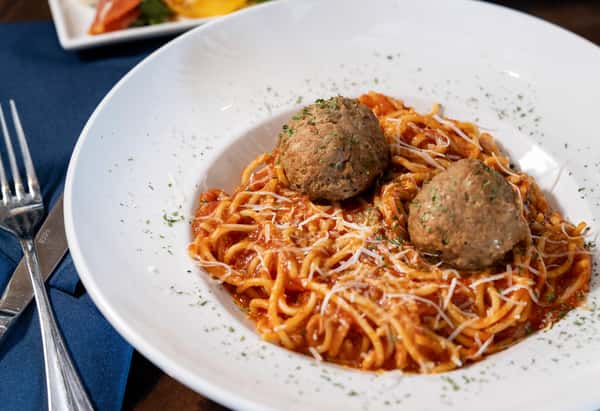 Spaghetti meatball
