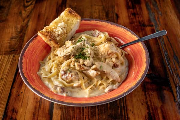 Chicken Alfredo
